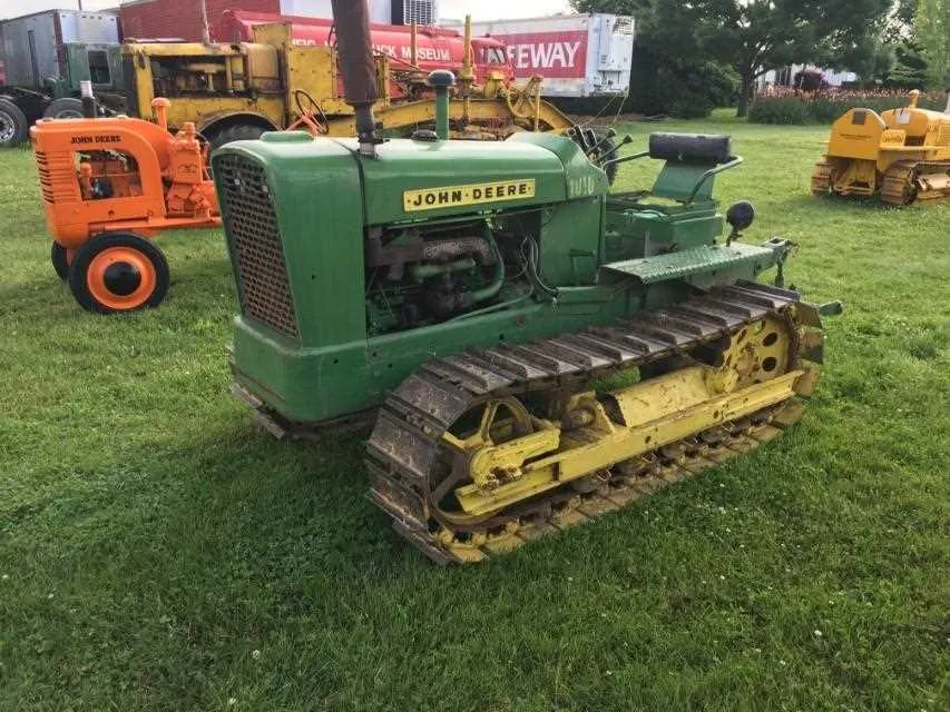 1010 john deere dozer specs