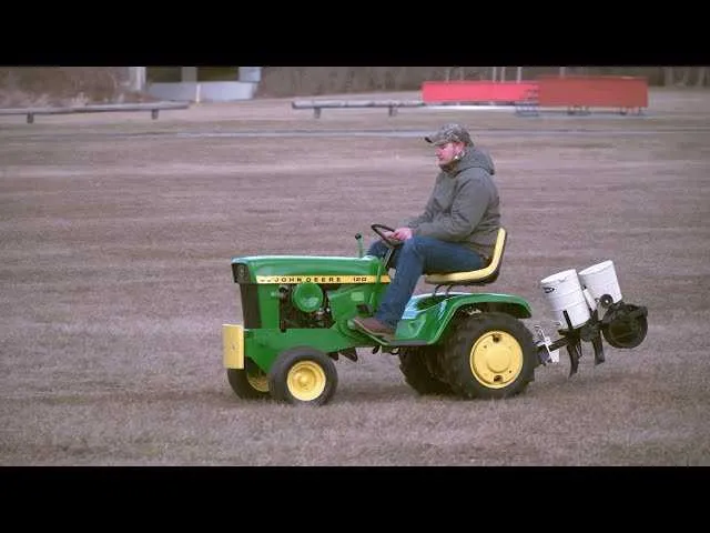 120 john deere specs