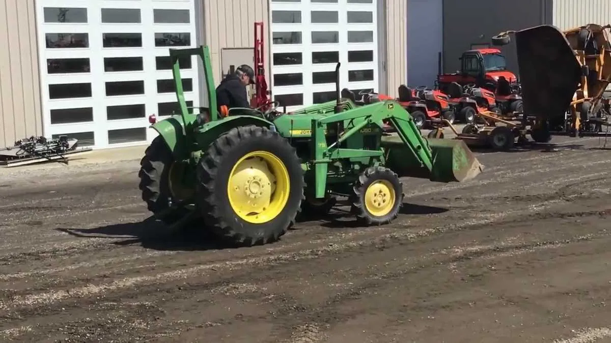 1985 john deere 1050 specs
