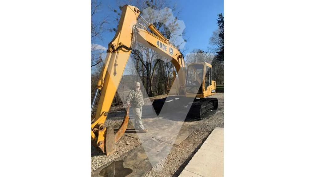 1985 john deere 490e excavator specs