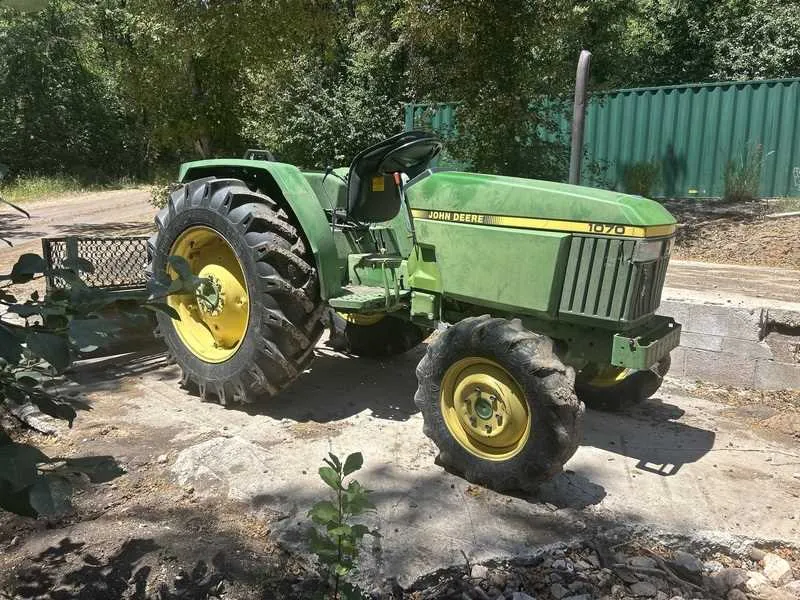 1998 john deere 1070 specs