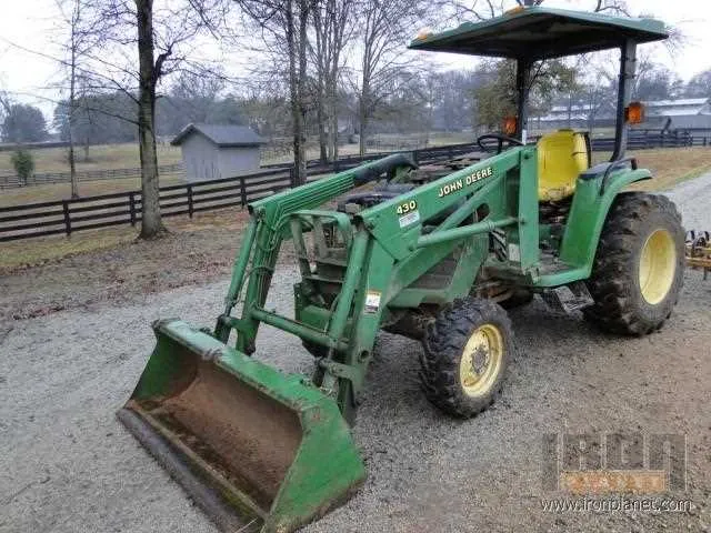 1999 john deere 4400 specs