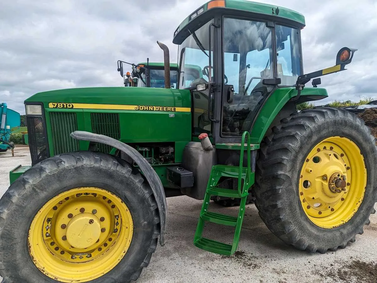 2000 john deere 7810 specs