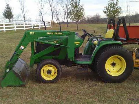 2000 john deere 4400 3 point specs