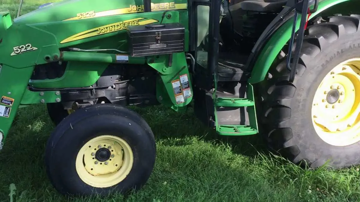 2002 john deere 5325 specs