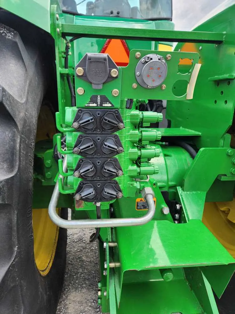 2004 john deere 9320 specs