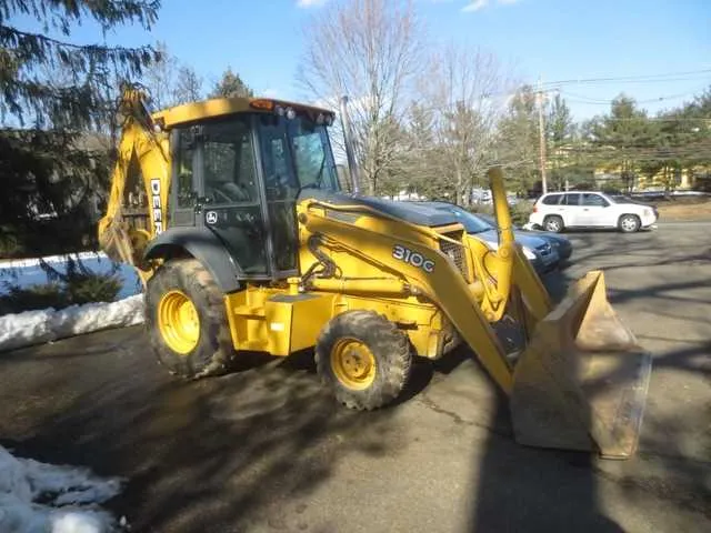 2004 john deere 310g specs