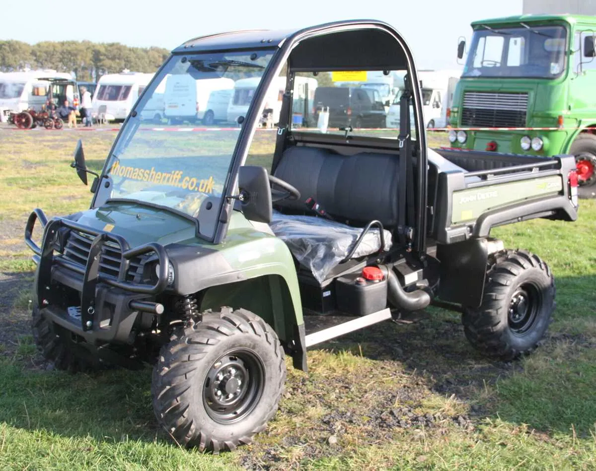 2005 john deere gator specs