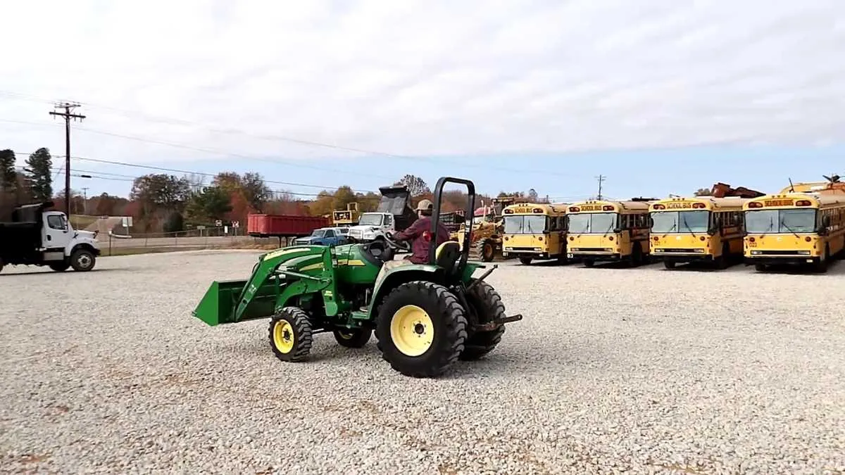 2006 john deere 3203 specs