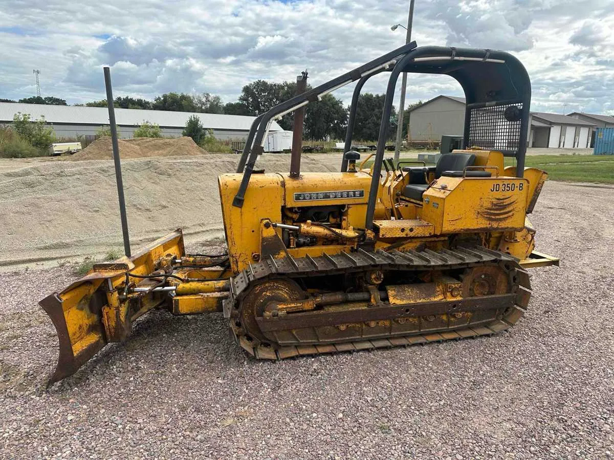 2006 john deere 350 specs