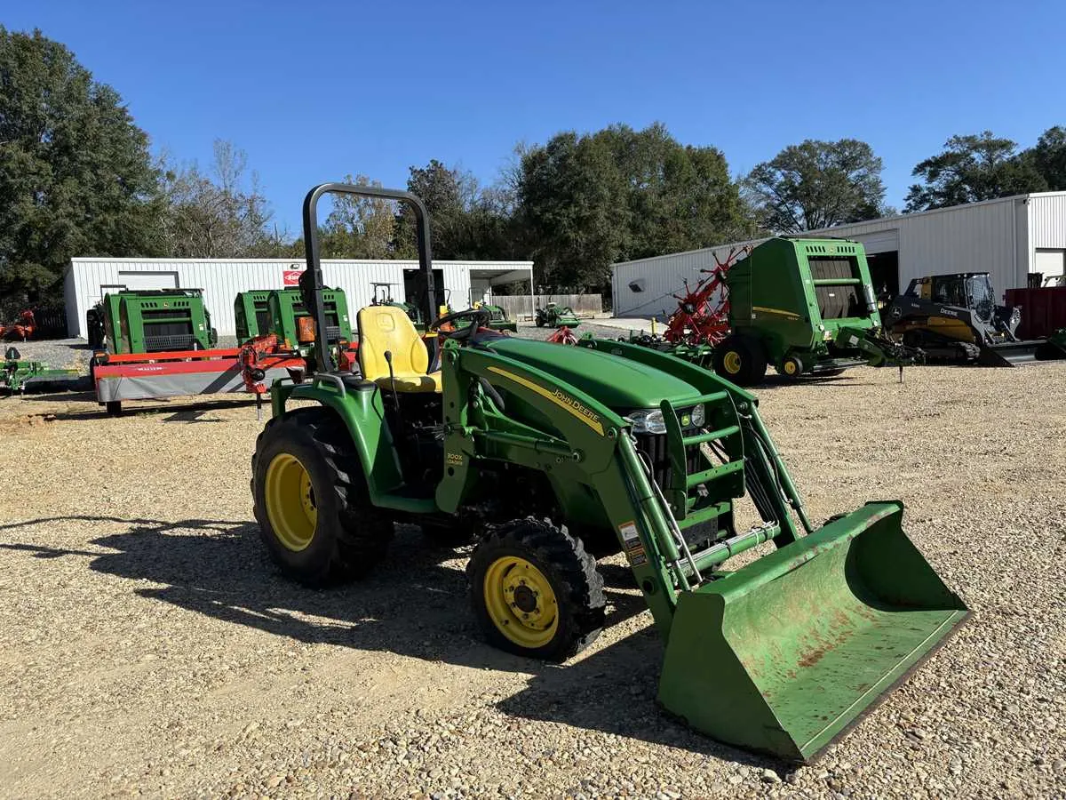2007 john deere 3320 specs