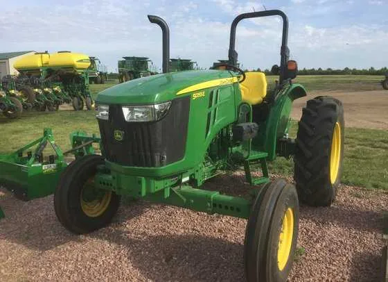 2009 john deere 5055e specs