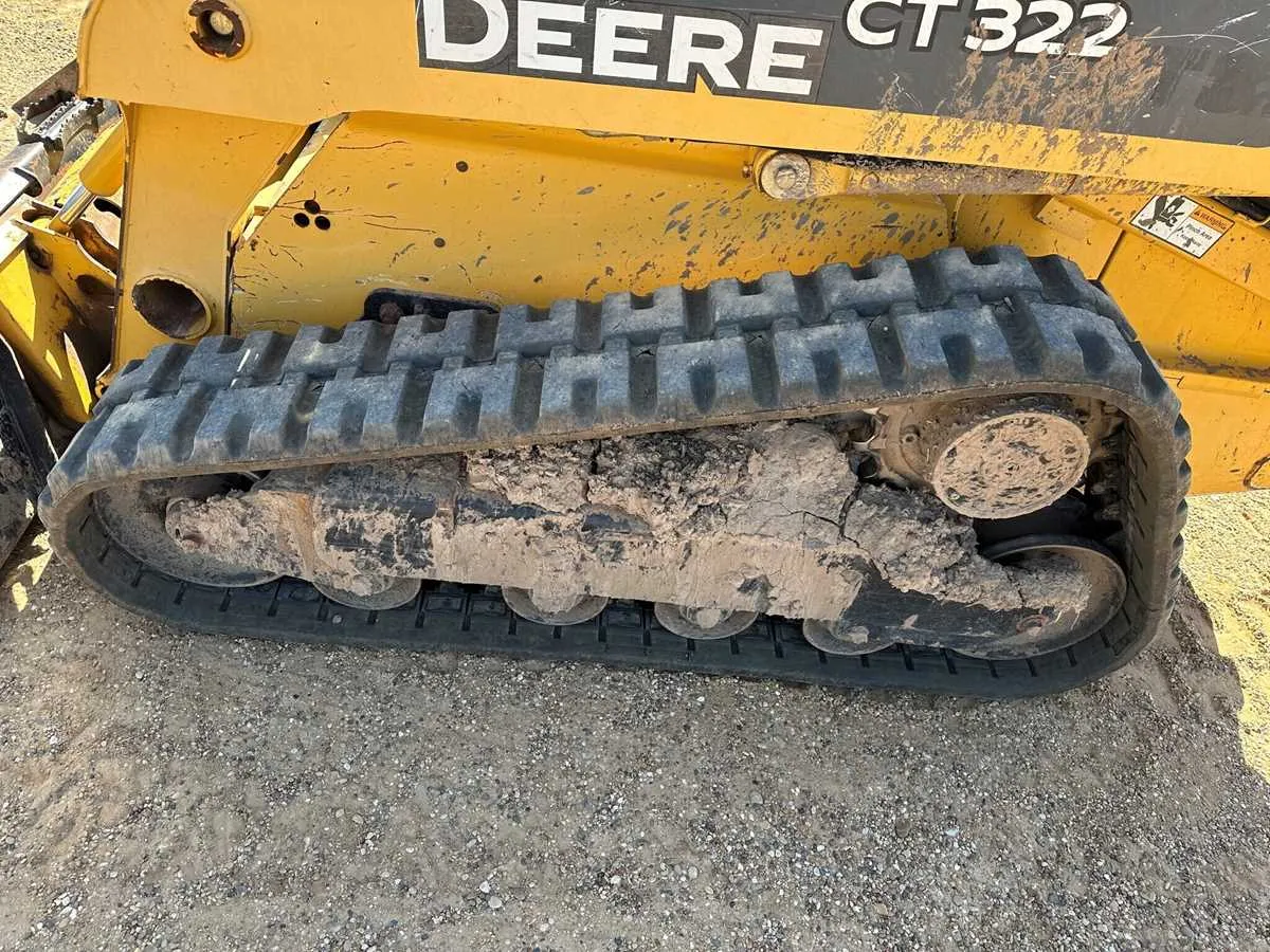 2009 john deere ct322 specs