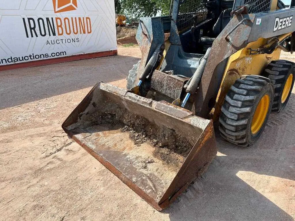 2010 john deere 328d specs