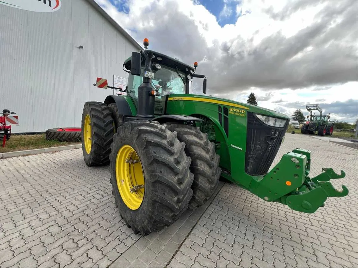 2011 john deere 2720 specs