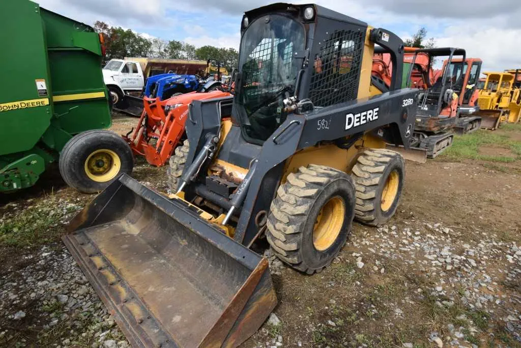 2011 john deere 328d specs