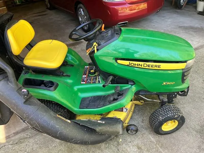 2011 john deere x300 specs