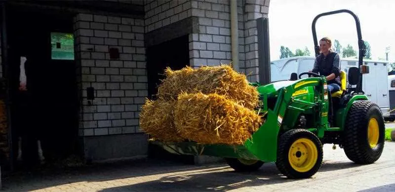 2012 john deere 2520 specs