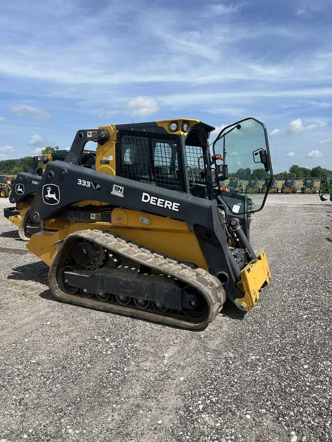 2012 john deere 323d specs