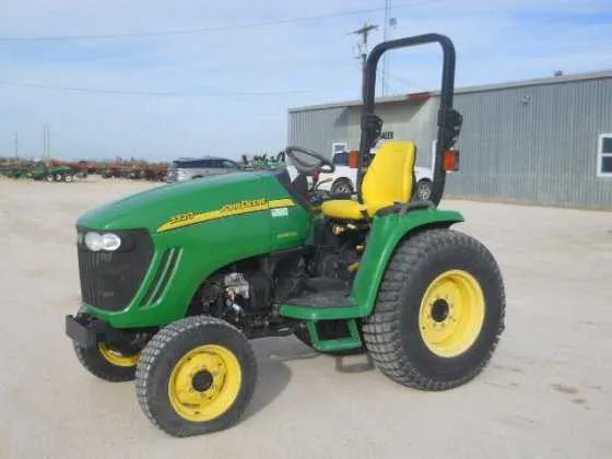 2012 john deere 3320 specs