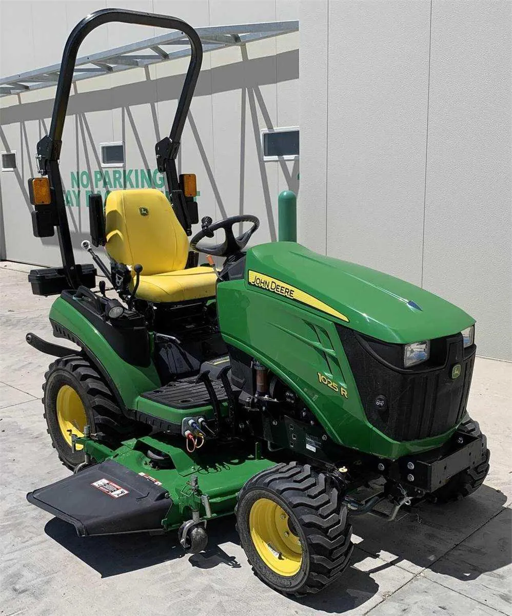 2016 john deere 1025r specs