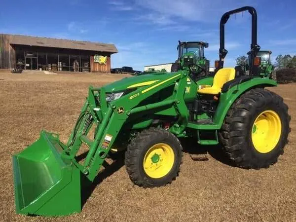 2017 john deere 4044m specs