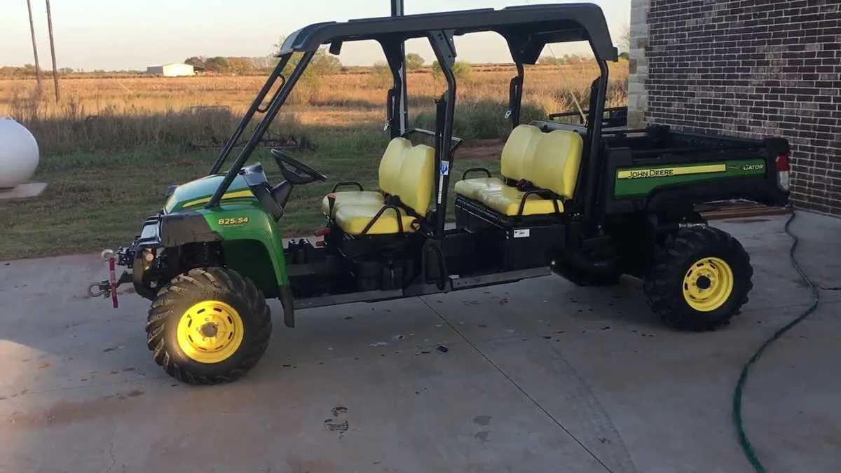 2017 john deere 825i s4 specs