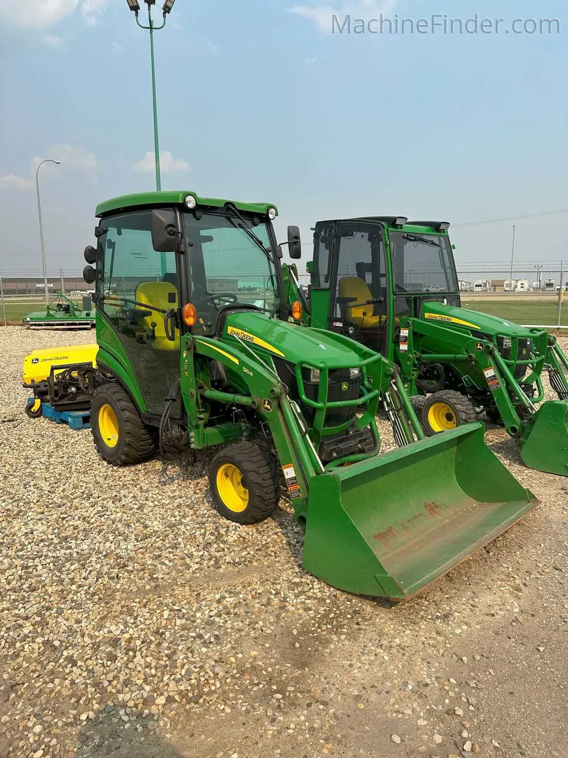 2018 john deere 1025r specs