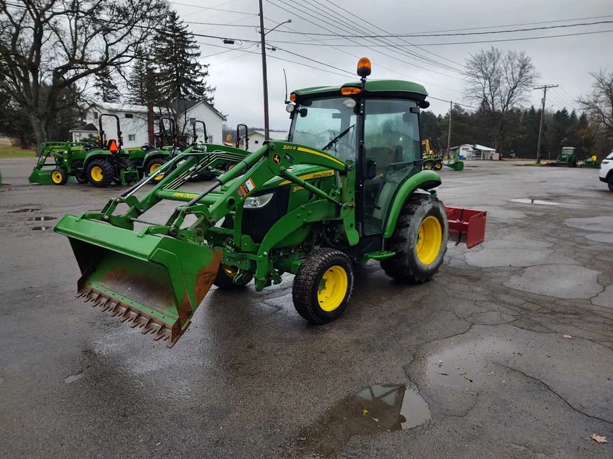 2019 john deere 3046r specs
