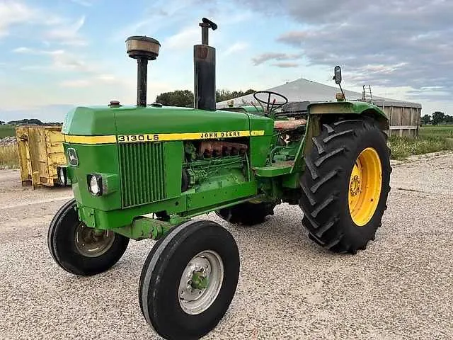 3130 john deere specs