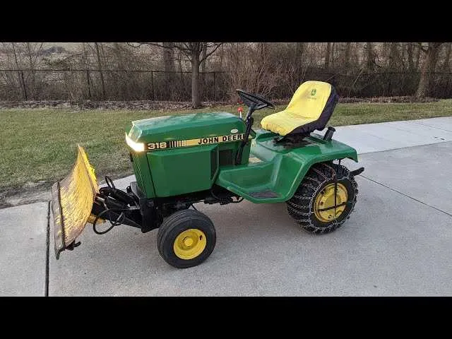318 john deere specs