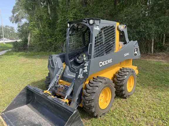 324g john deere specs