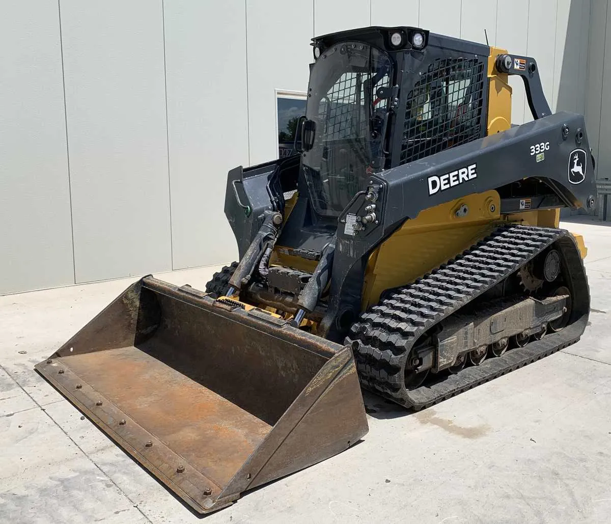 333g john deer specs