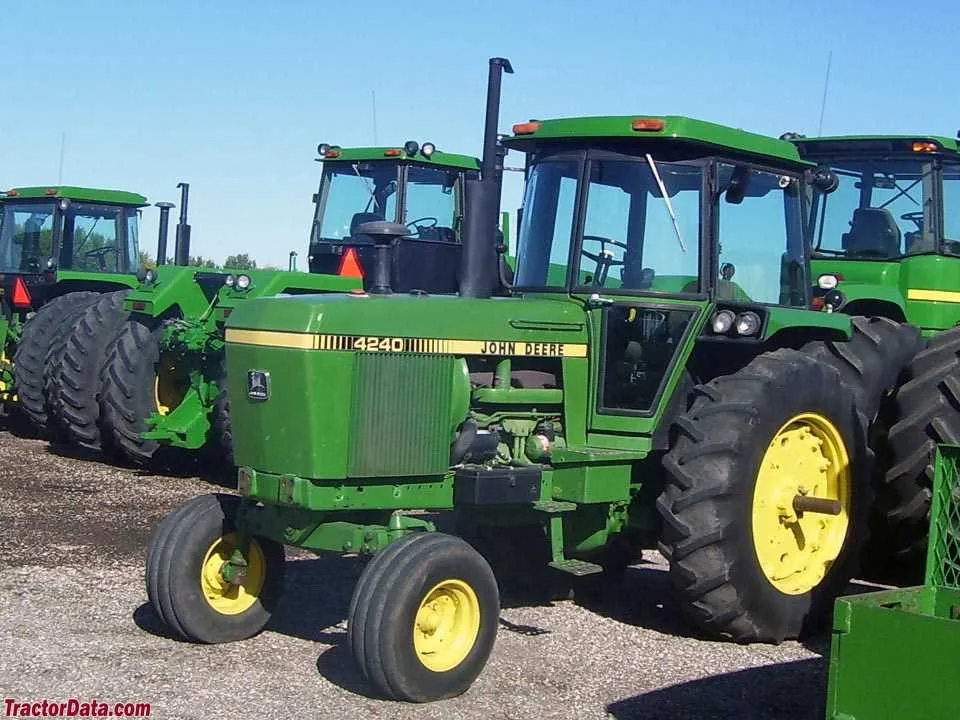 4240 john deere specs