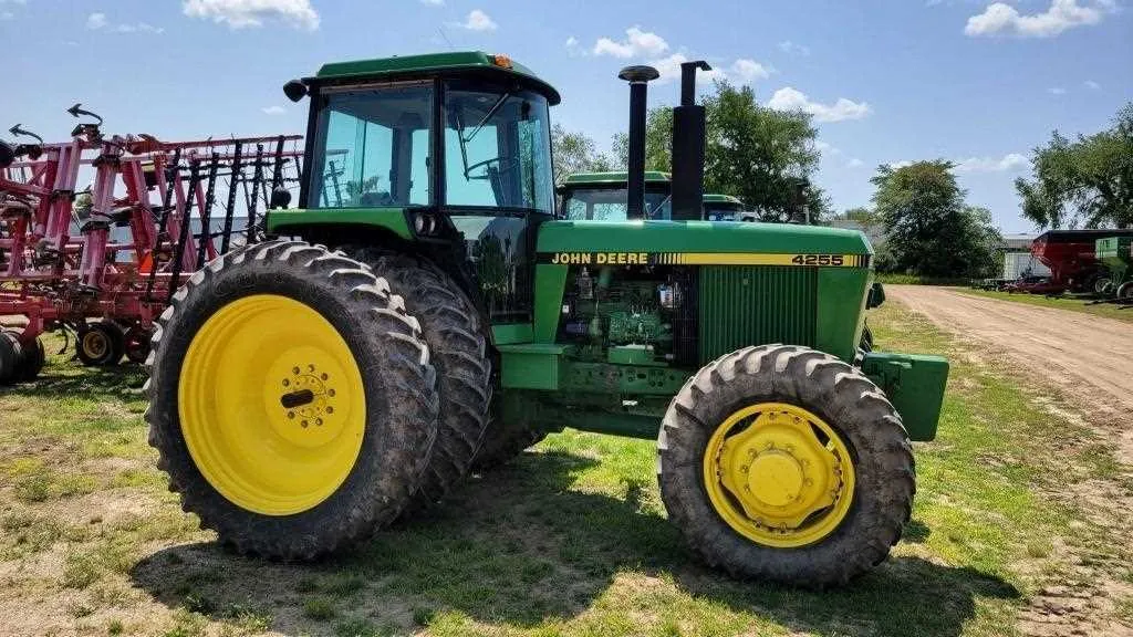 4255 john deere specs
