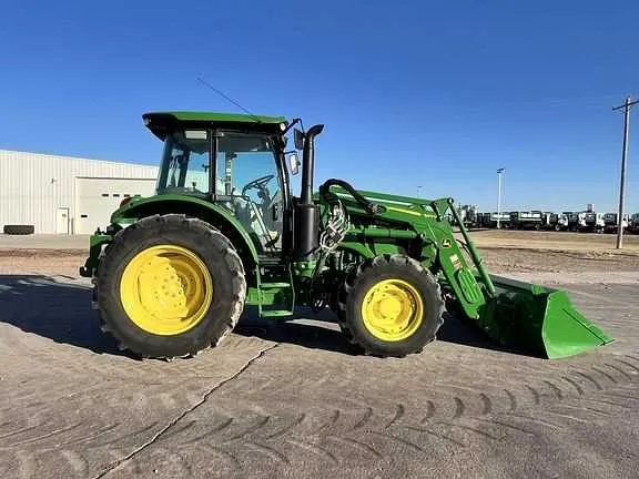 5120m john deere specs
