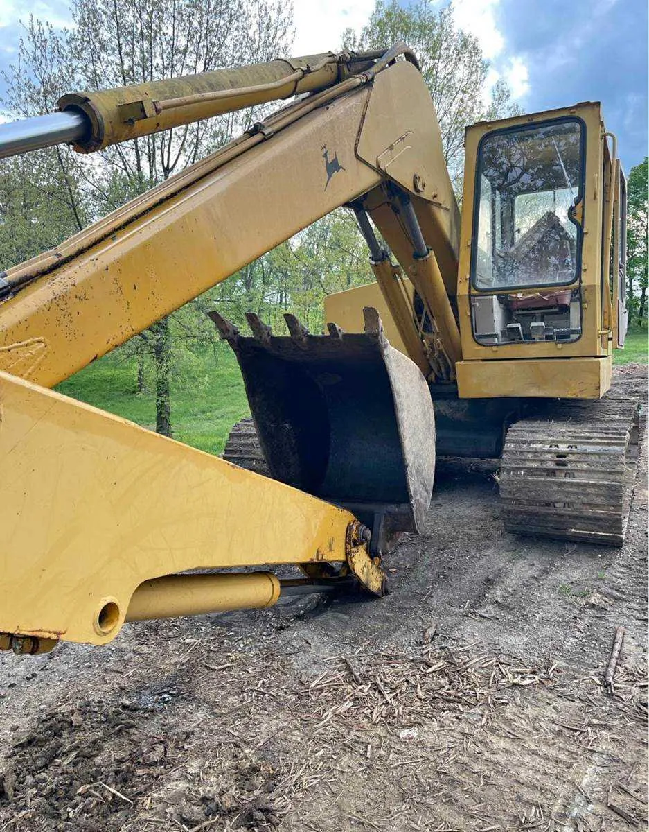 690b john deere excavator specs