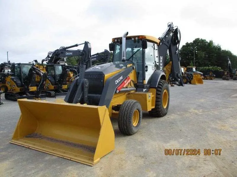 710 john deere backhoe specs