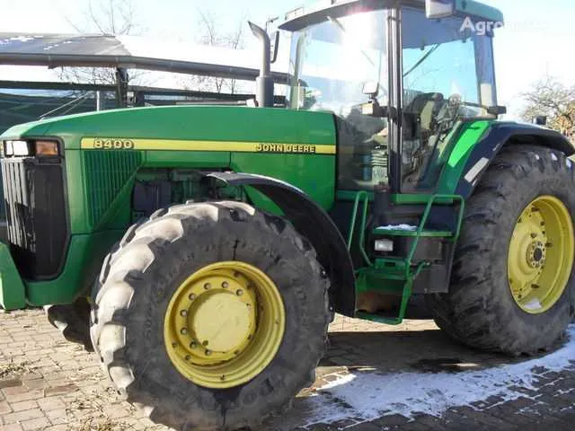 8400 john deere specs
