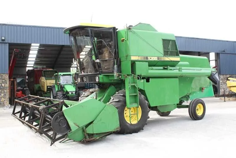 john deere 1065 combine specs