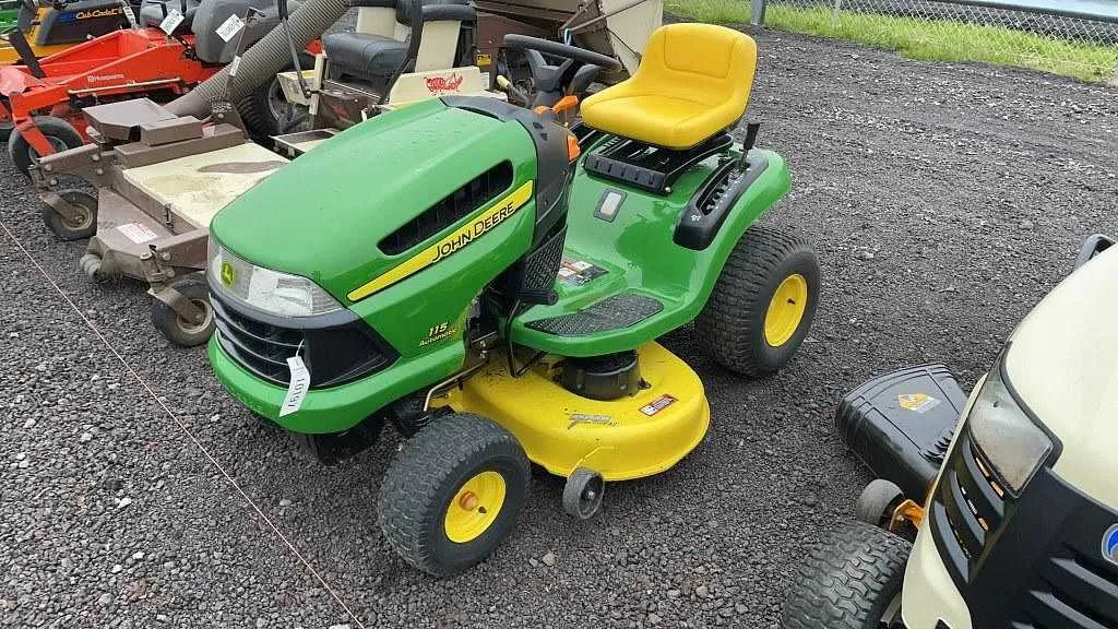 john deere 115 mower specs