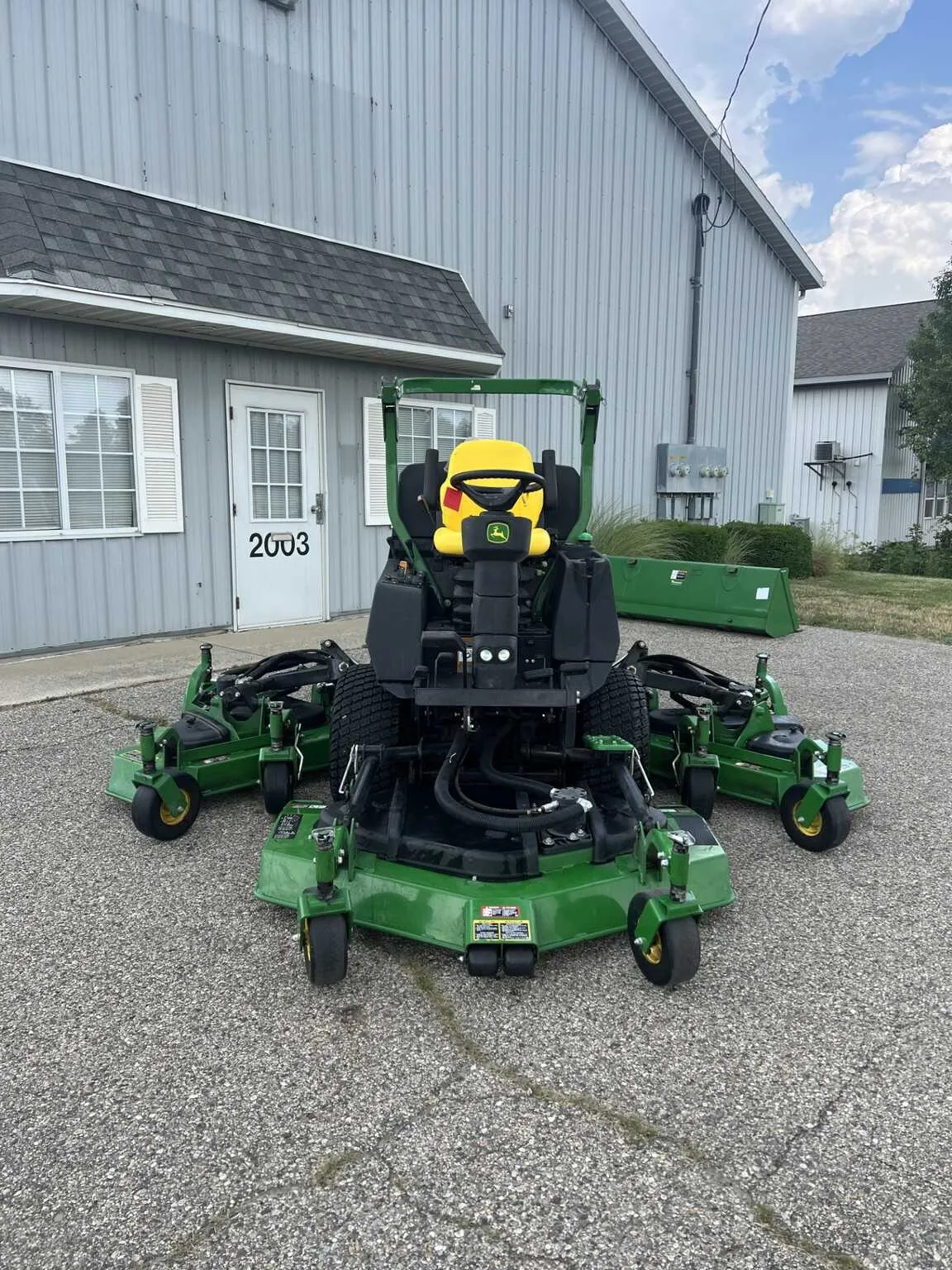john deere 1600 specs