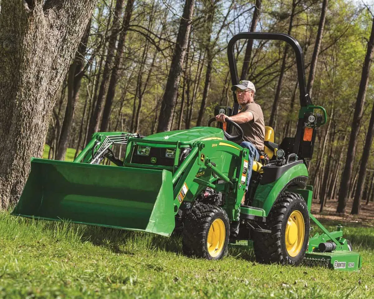 john deere 2025r loader specs