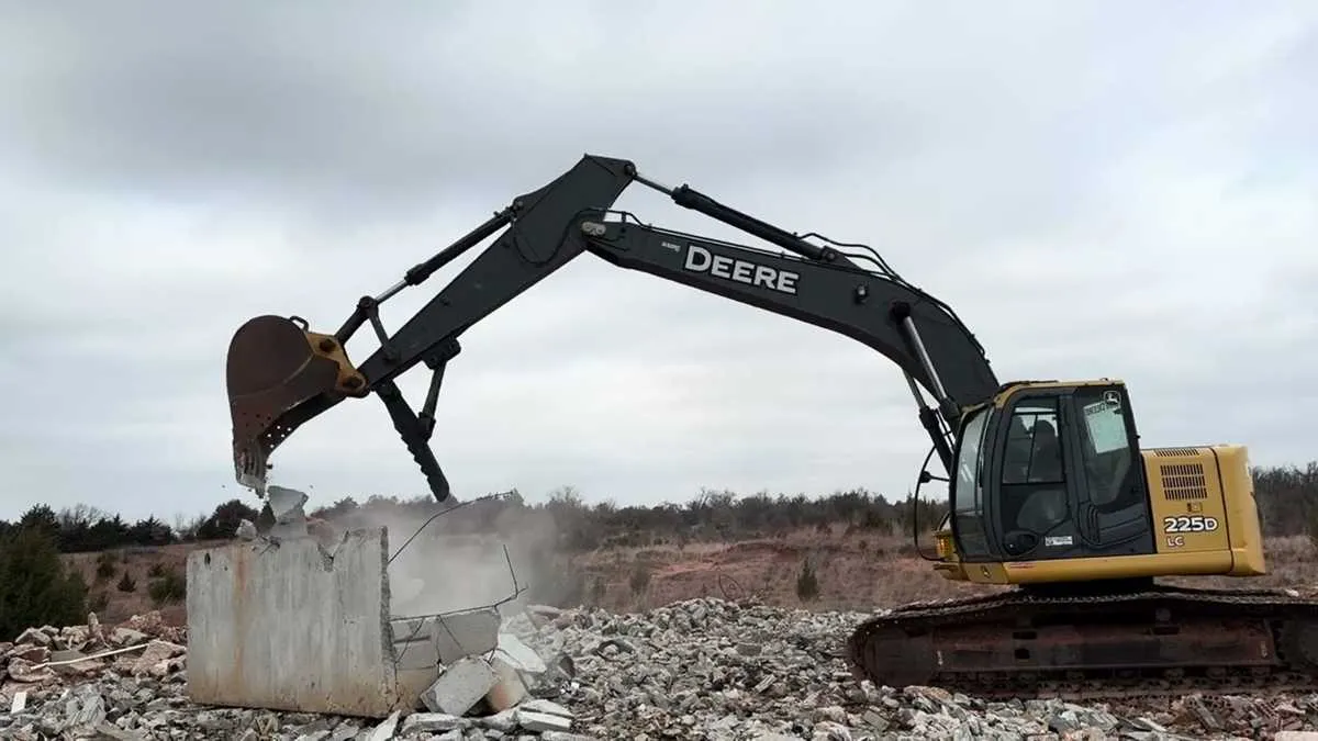 john deere 225d lc specs