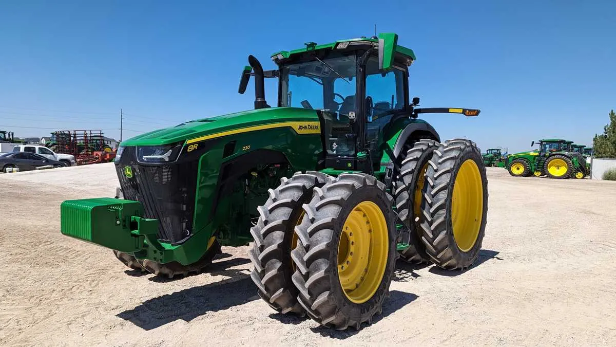 john deere 230 specs