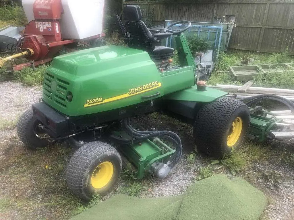 john deere 3235b specs