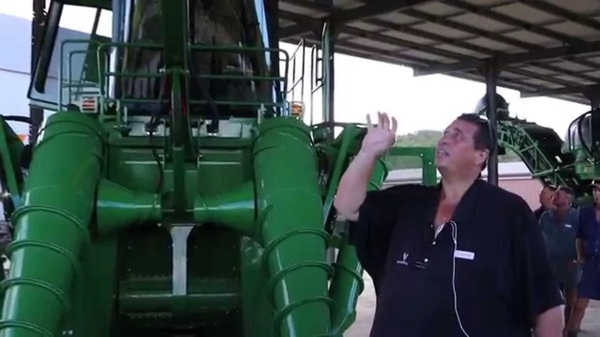 john deere 3520 sugarcane harvester specs
