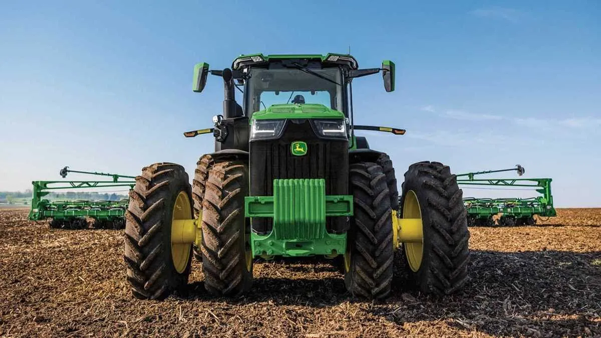 john deere 370 rock truck specs