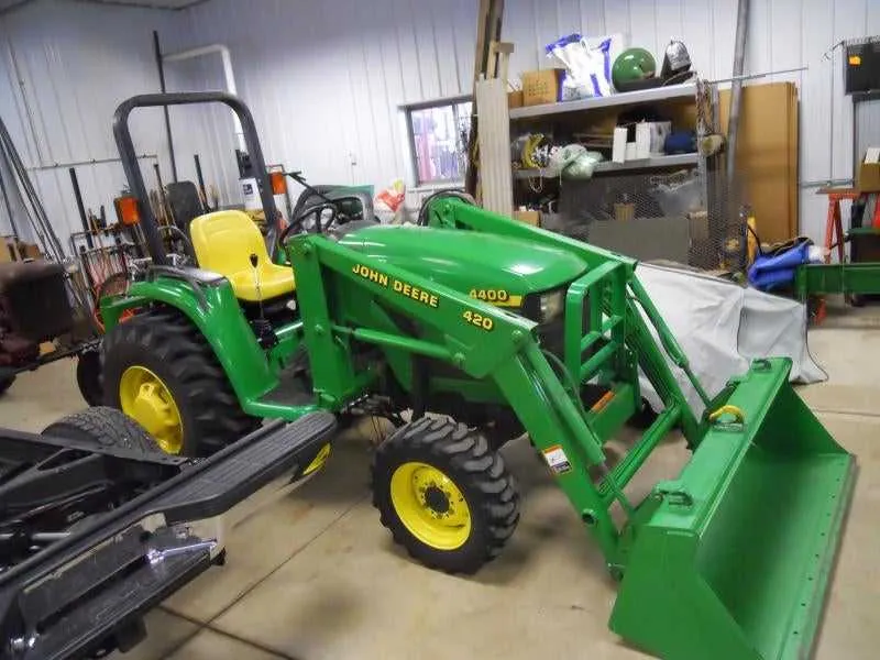 john deere 4400 specs combine