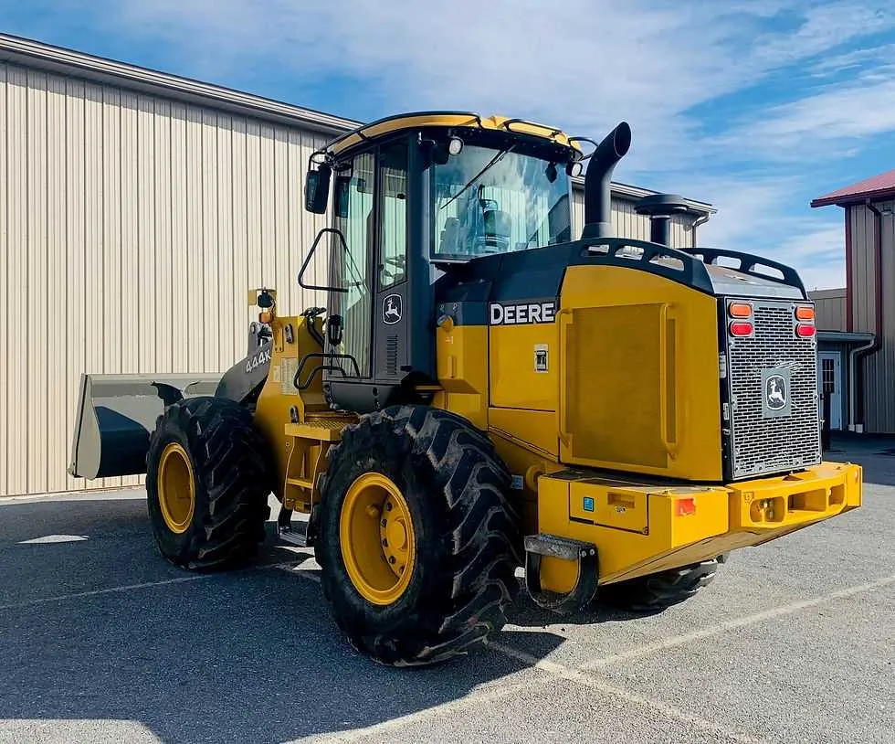 john deere 444k specs